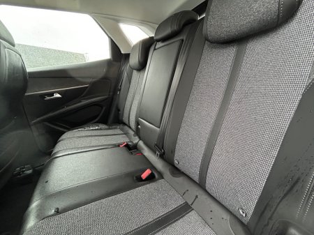 2019 Peugeot 3008 - thumbnail 12