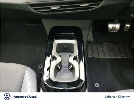 2023 Volkswagen ID.5 FAMILY 77KWH 174HP PRO €32,950 thumbnail