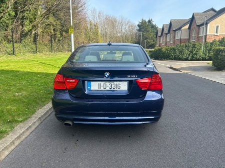 2011 BMW 3 Series - thumbnail 8