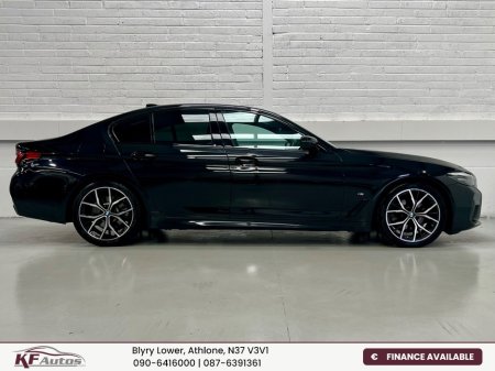 2023 BMW 5 Series - photo 5