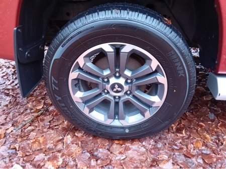 2019 Mitsubishi L200 " INTENSE " 6 SPEED 4DR 2.3 DID  4x4  6 SPEED @ REDDY2DRIVE LTD €25,000 thumbnail