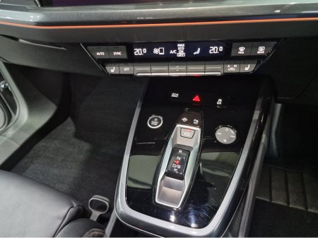 2024 Audi Q4 e-tron 45 S LINE (TECH PACK / 82KWH BATTERY) 282BHP AUTOMATIC **ONE OWNER / APPLE CARPLAY / ADAPTIVE CRUISE CONTROL / FULL LEATHER / SONOS PREMIUM SOUND / SAT NAV / REVERSE CAMERA / WIRELESS PHONE CHARGING** €43,900 thumbnail