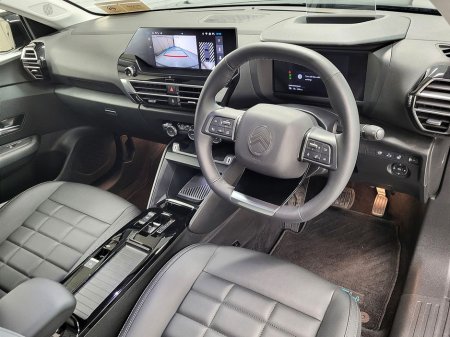 2025 Citroen C4 BEV 420 54kWh 156HP Max €28,975 thumbnail