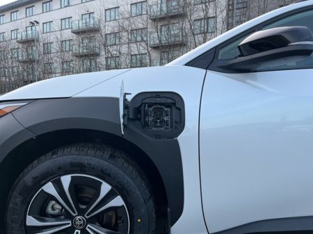 2024 Toyota bZ4X - thumbnail 6