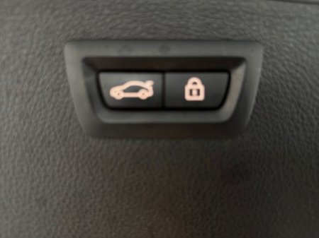 2015 BMW 3 Series - thumbnail 19