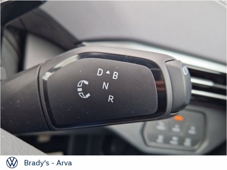 2025 Volkswagen ID.4 PRO PLUS 77KWH 286HP €42,950 thumbnail