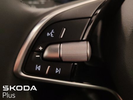 2025 Skoda Fabia SEL 1.0 MPI 80HP 5DR thumbnail