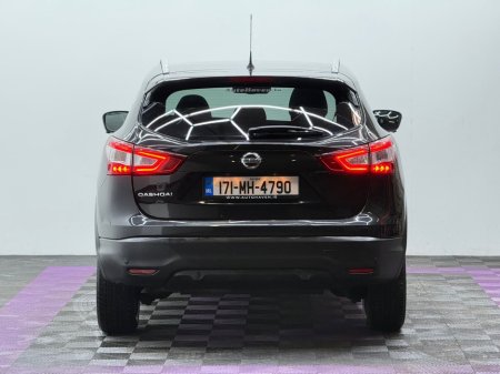 2017 Nissan Qashqai 1.5 DSL SV PREMIUM €14,950 thumbnail