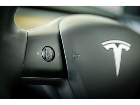 2022 Tesla Model Y - thumbnail 24