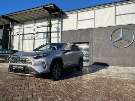 2023 Toyota Rav4 2.5 Hybrid AWD-i Platinum €44,950 thumbnail