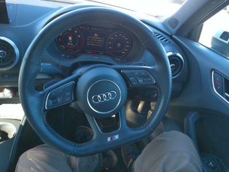 2018 Audi A3 - thumbnail 5