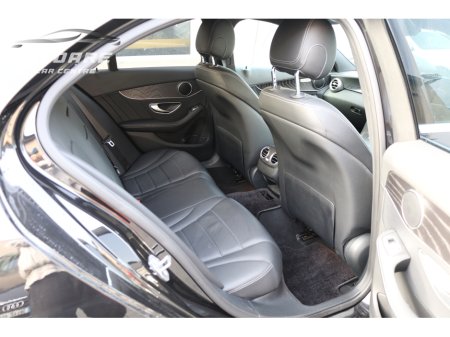 2018 Mercedes-Benz C Class C220D AMG AUTO €22,995 thumbnail