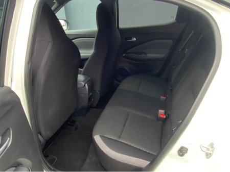 2021 Nissan Juke - thumbnail 14