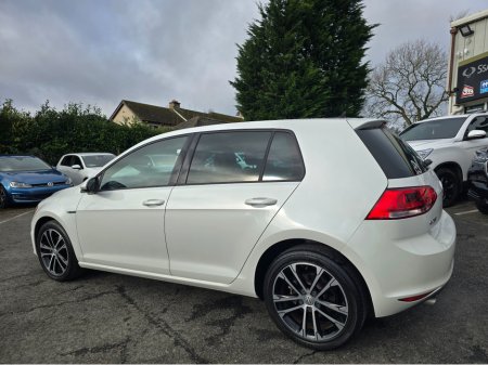 2014 Volkswagen Golf (142) SPECIAL TAN LEATHER SEATS  HIGH-LINE EDITION REV-CAMERA HI-SPEC STUNNING CAR €14,450 thumbnail