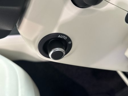 2026 Land Rover Range Rover - thumbnail 31