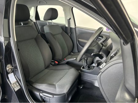 2011 Volkswagen Polo - thumbnail 6