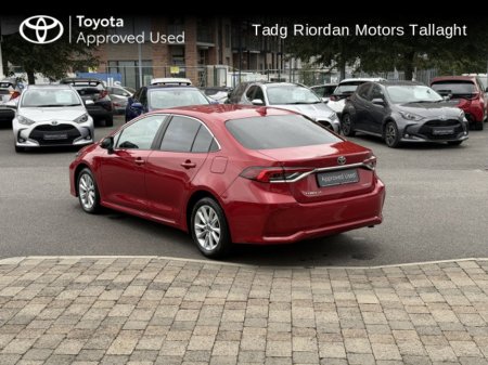 2023 Toyota Corolla LUNA SALOON * LOW MILEAGE NEW MODEL* €28,950 thumbnail