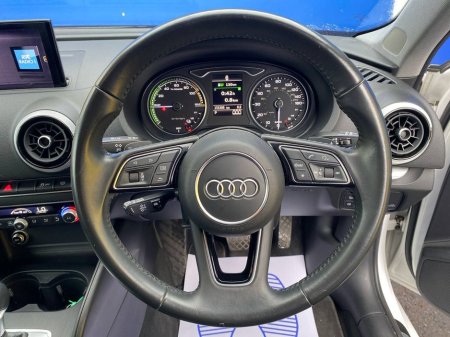 2018 Audi A3 E-TRON 1.4 TFSI PLUG-IN HYBRID AUTO // NEW 18