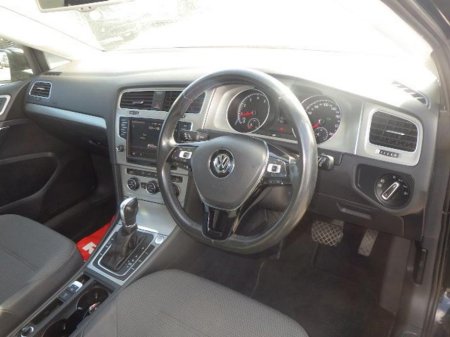2016 Volkswagen Golf - thumbnail 2