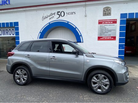 2025 Suzuki Vitara SZT AUTO FULL  HYBRID 1.5   UP TO 10 YEARS WARRANTY REVERSING CAMERA €31,450