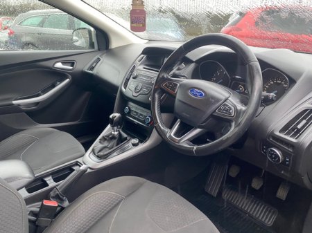 2015 Ford Focus ZETEC 1.6 TDCI 95PS 4DR €9,500 thumbnail