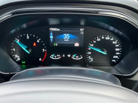 2020 Ford Focus - thumbnail 32