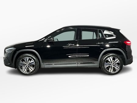 2026 Mercedes-Benz GLA Class 180 Progressive - 18 Inch Alloys - Reversing Camera - Ambient Lighting - Sat Nav - Climate Control - Heated Seats - Keyless Start - Apple CarPlay/Android Auto €61,717 thumbnail