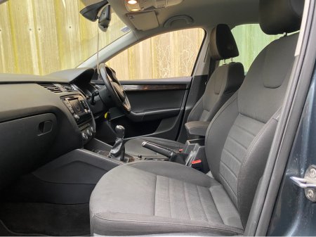 2015 Skoda Octavia ELEGANCE 1.2 TSI 105HP €10,999 thumbnail