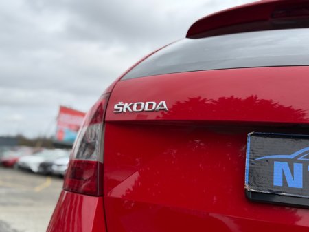 2016 Skoda Octavia - thumbnail 14