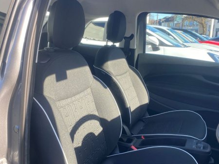 2025 Fiat 500e - thumbnail 14