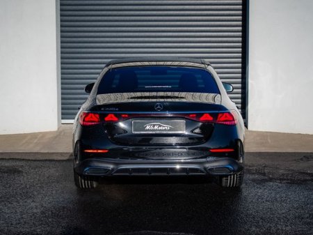 2024 Mercedes-Benz E Class E 220 D AMG LINE €66,950 thumbnail