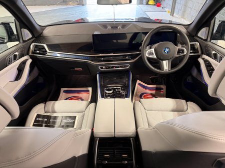 2025 BMW X5  €104,995 thumbnail