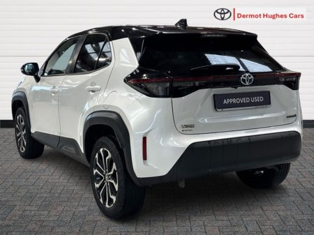 2023 Toyota Yaris Cross LUNA SPORT HYBRID AUTO €29,950