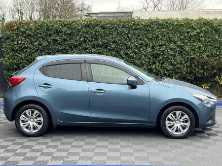 2016 Mazda Demio SKYACTIV 1.3 // SERVICE HISTORY // HEATED SEATS // BLUETOOTH MUSIC €10,950 thumbnail
