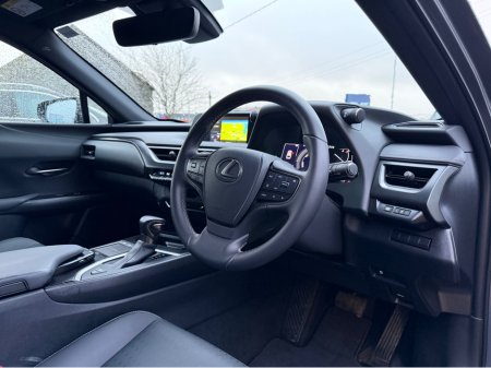 2021 Lexus UX 250 H UX250h - Premium Leather - Low mileage €29,950 thumbnail