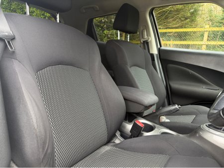 2016 Nissan Juke - thumbnail 13