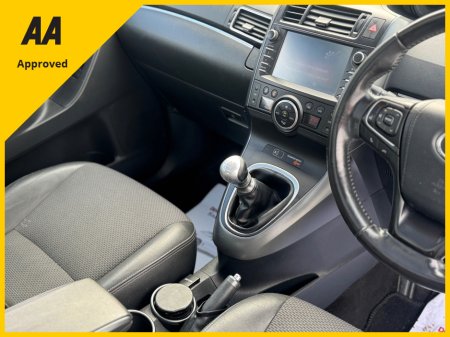 2018 Toyota Verso Diesel 7 SEAT 4DR €14,500 thumbnail