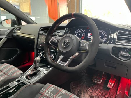 2018 Volkswagen Golf - thumbnail 9