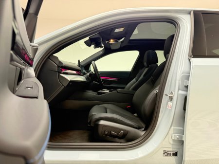 2024 BMW i5 40 M SPORT EDRIVE *PAN ROOF* €63,990 thumbnail