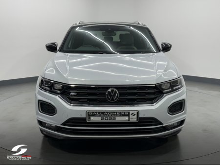 2022 Volkswagen T-Roc R-LINE 1.5 TSI D7F 150HP 5DR A €28,995 thumbnail
