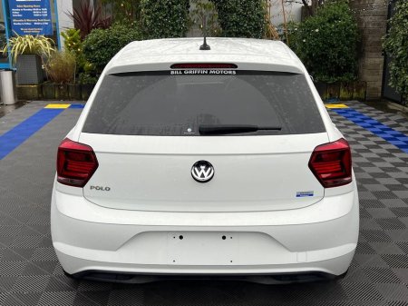 2019 Volkswagen Polo COMFORTLINE 1.0 TSI AUTO // FULL SERVICE HISTORY // DIAMOND CUT ALLOYS // APPLE CARPLAY/ANDROID AUTO €16,900 thumbnail