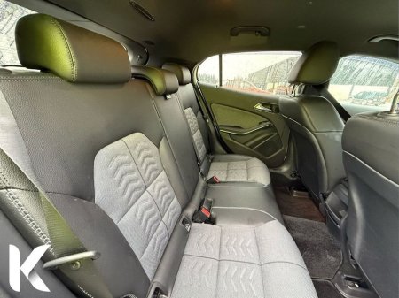 2018 Mercedes-Benz GLA Class - thumbnail 12