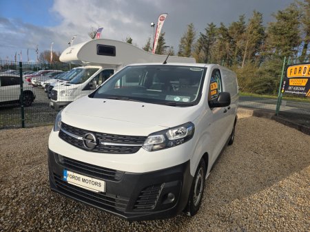 2022 Opel Vivaro  €14,000
