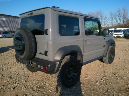 2023 Suzuki Jimny - photo 2