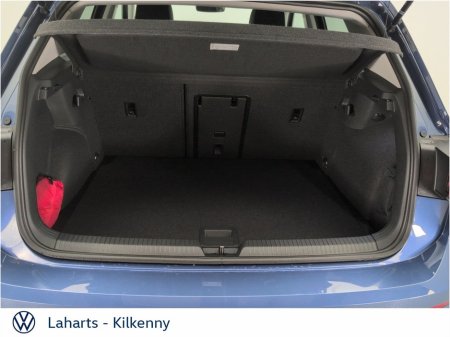 2025 Volkswagen Golf EDITION 75 1.5TSI 5DR 116HP €33,950 thumbnail