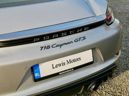 2023 Porsche Cayman - thumbnail 16