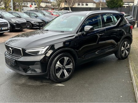 2023 Volvo XC40 - thumbnail 35