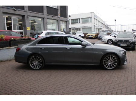 2019 Mercedes-Benz E Class - thumbnail 3