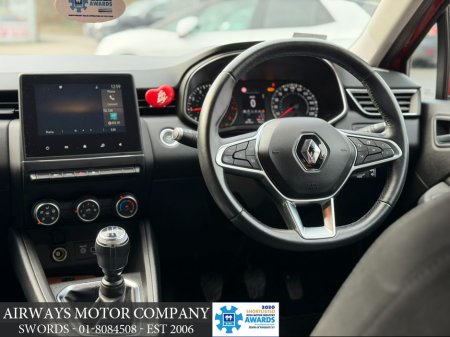 2021 Renault Clio ICONIC 1.0T MANUAL - LOW KMS €14,995 thumbnail