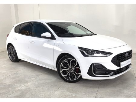 2023 Ford Focus - thumbnail 1